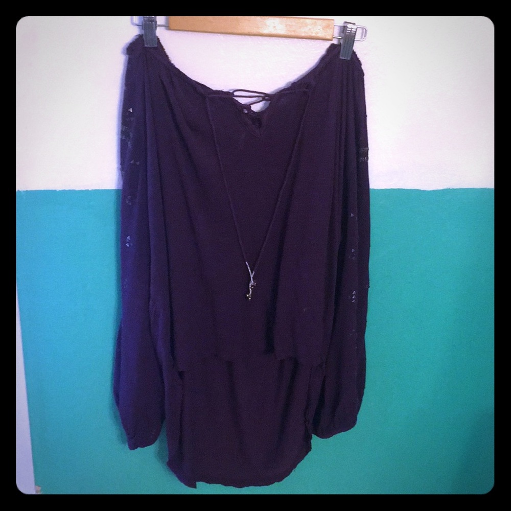 A long sleeve shirt
